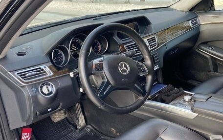 Mercedes-Benz E-Класс, 2015 год, 1 950 000 рублей, 7 фотография