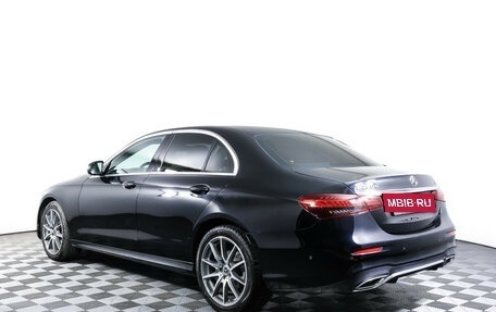 Mercedes-Benz E-Класс, 2021 год, 4 289 000 рублей, 7 фотография