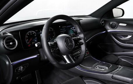 Mercedes-Benz E-Класс, 2021 год, 4 289 000 рублей, 15 фотография