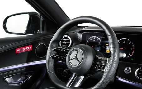 Mercedes-Benz E-Класс, 2021 год, 4 289 000 рублей, 17 фотография