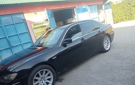 BMW 7 серия, 2005 год, 520 000 рублей, 1 фотография