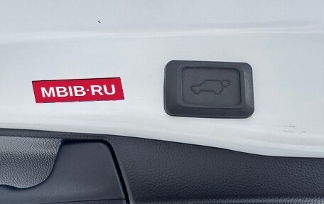 Toyota RAV4, 2020 год, 3 150 000 рублей, 38 фотография