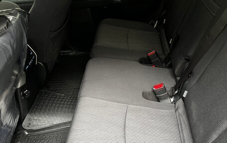 Toyota Land Cruiser Prado 150 рестайлинг 2, 2021 год, 5 700 000 рублей, 11 фотография