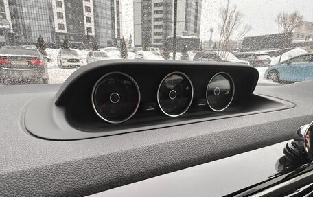 Volkswagen Beetle, 2015 год, 1 147 000 рублей, 12 фотография