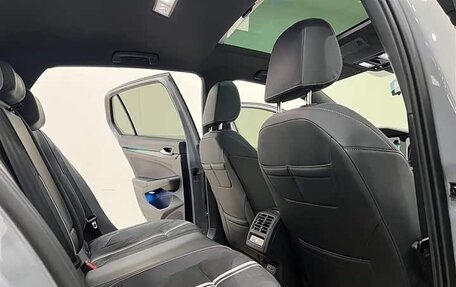 Volkswagen Golf VIII, 2022 год, 2 220 000 рублей, 11 фотография