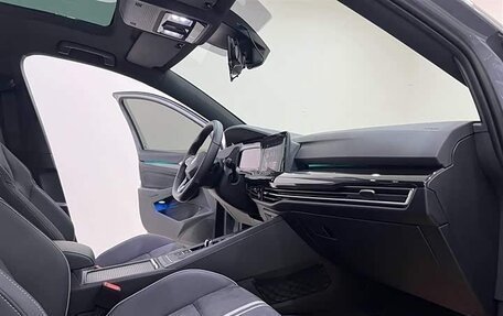 Volkswagen Golf VIII, 2022 год, 2 220 000 рублей, 10 фотография