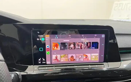 Volkswagen Golf VIII, 2022 год, 2 220 000 рублей, 9 фотография