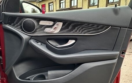 Mercedes-Benz GLC, 2018 год, 3 250 000 рублей, 31 фотография