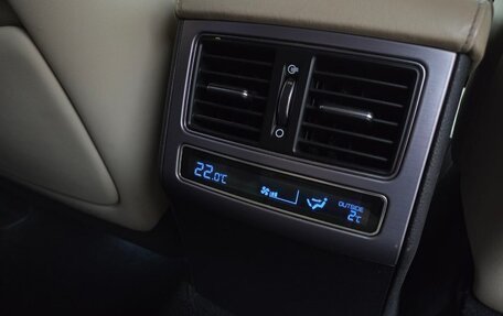 Hyundai Equus II, 2015 год, 1 650 000 рублей, 29 фотография