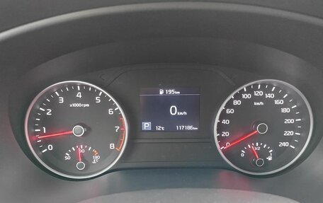 KIA Sportage IV рестайлинг, 2019 год, 2 330 000 рублей, 7 фотография