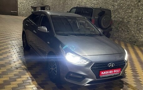 Hyundai Solaris II рестайлинг, 2018 год, 930 000 рублей, 1 фотография