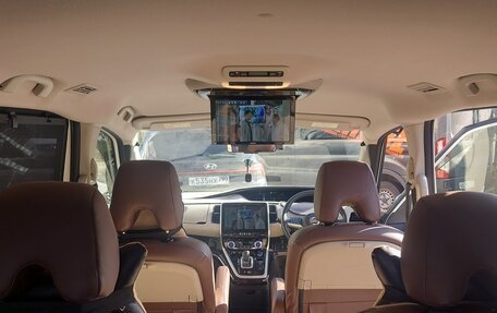 Nissan Serena IV, 2018 год, 2 600 000 рублей, 18 фотография