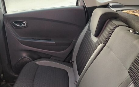 Renault Kaptur I рестайлинг, 2017 год, 1 830 000 рублей, 13 фотография