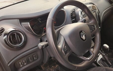 Renault Kaptur I рестайлинг, 2017 год, 1 830 000 рублей, 12 фотография