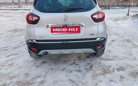 Renault Kaptur I рестайлинг, 2017 год, 1 830 000 рублей, 7 фотография