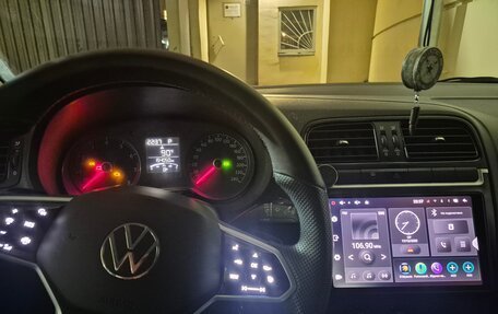 Volkswagen Polo VI (EU Market), 2020 год, 1 350 000 рублей, 1 фотография