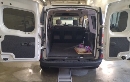 Renault Kangoo II рестайлинг, 2018 год, 1 340 000 рублей, 10 фотография