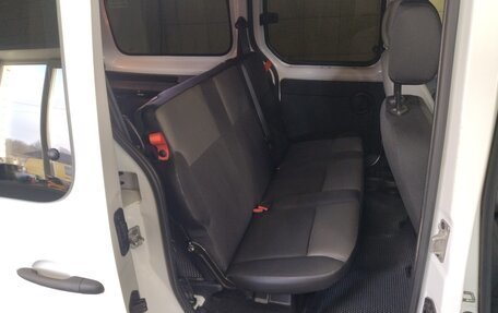 Renault Kangoo II рестайлинг, 2018 год, 1 340 000 рублей, 12 фотография