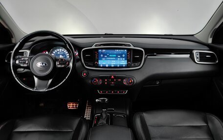 KIA Sorento III Prime рестайлинг, 2016 год, 2 499 000 рублей, 12 фотография