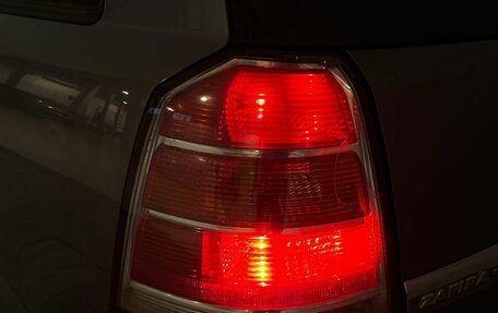 Opel Zafira B, 2006 год, 510 000 рублей, 22 фотография