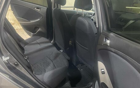 Hyundai Solaris II рестайлинг, 2015 год, 1 036 000 рублей, 7 фотография