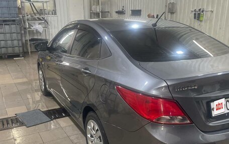 Hyundai Solaris II рестайлинг, 2015 год, 1 036 000 рублей, 3 фотография