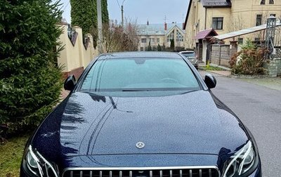 Mercedes-Benz E-Класс, 2019 год, 4 150 000 рублей, 1 фотография