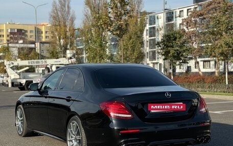 Mercedes-Benz E-Класс, 2019 год, 3 330 000 рублей, 2 фотография