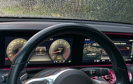 Mercedes-Benz E-Класс, 2019 год, 4 150 000 рублей, 10 фотография