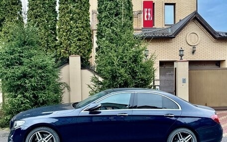 Mercedes-Benz E-Класс, 2019 год, 4 150 000 рублей, 2 фотография