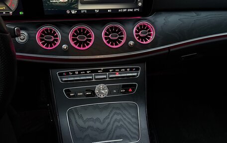 Mercedes-Benz E-Класс, 2019 год, 4 150 000 рублей, 13 фотография