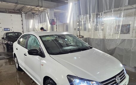 Volkswagen Polo VI (EU Market), 2018 год, 900 000 рублей, 5 фотография