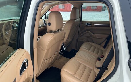 Porsche Cayenne III, 2010 год, 1 999 000 рублей, 12 фотография