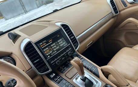 Porsche Cayenne III, 2010 год, 1 999 000 рублей, 11 фотография