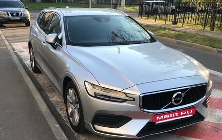 Volvo V60 II, 2020 год, 2 600 000 рублей, 2 фотография