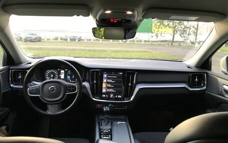 Volvo V60 II, 2020 год, 2 600 000 рублей, 5 фотография