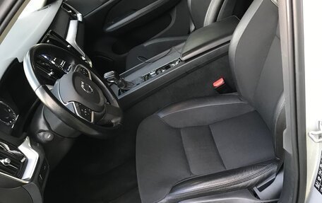 Volvo V60 II, 2020 год, 2 600 000 рублей, 3 фотография