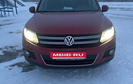 Volkswagen Tiguan I, 2013 год, 1 850 000 рублей, 2 фотография