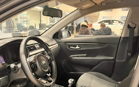 KIA Rio IV, 2018 год, 949 900 рублей, 7 фотография