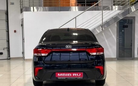 KIA Rio IV, 2018 год, 949 900 рублей, 5 фотография