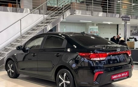 KIA Rio IV, 2018 год, 949 900 рублей, 4 фотография