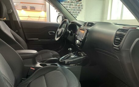 KIA Soul II рестайлинг, 2018 год, 1 550 000 рублей, 10 фотография