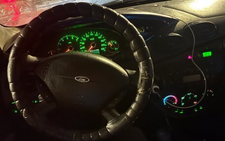 Ford Focus IV, 2001 год, 190 000 рублей, 5 фотография