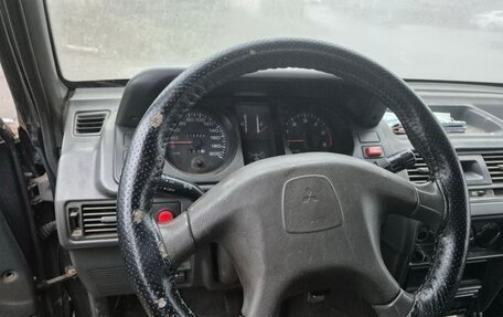 Mitsubishi Pajero III рестайлинг, 1995 год, 220 000 рублей, 1 фотография