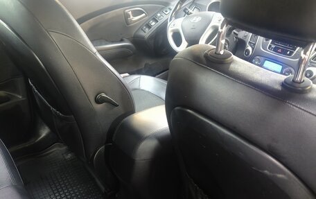 Hyundai ix35 I рестайлинг, 2013 год, 870 000 рублей, 12 фотография