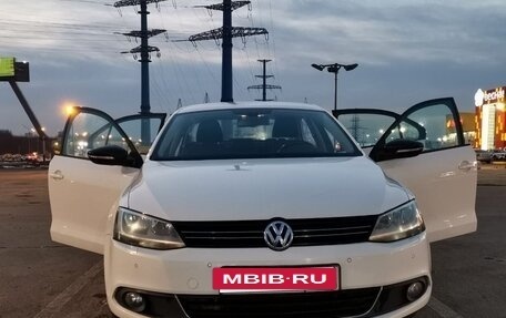Volkswagen Jetta VI, 2013 год, 1 250 000 рублей, 15 фотография