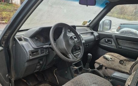 Mitsubishi Pajero III рестайлинг, 1995 год, 220 000 рублей, 8 фотография