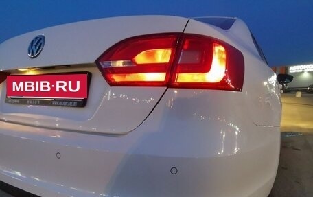 Volkswagen Jetta VI, 2013 год, 1 250 000 рублей, 20 фотография