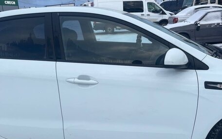 KIA Rio III рестайлинг, 2012 год, 555 000 рублей, 20 фотография