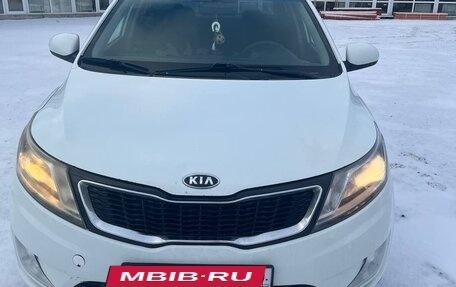 KIA Rio III рестайлинг, 2012 год, 555 000 рублей, 26 фотография